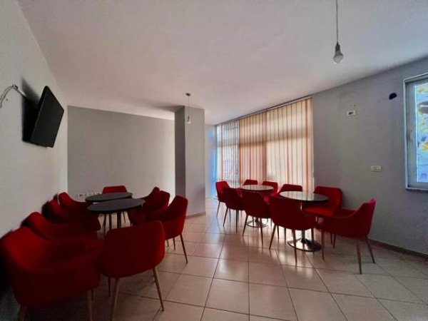 Tirane, shitet ambjent biznesi Kati 0, 67 m² 155.000 Euro (pazari ri)