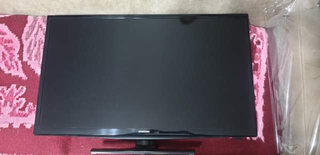 Tirane, shes Flat TV 15.000 Leke