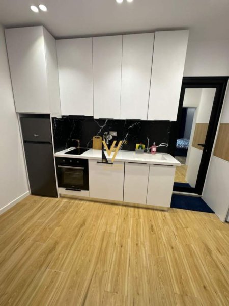 Tirane, jepet me qera apartament 2+1 Kati 2, 85 m² 1.000 Euro (LIQENI I THATE)
