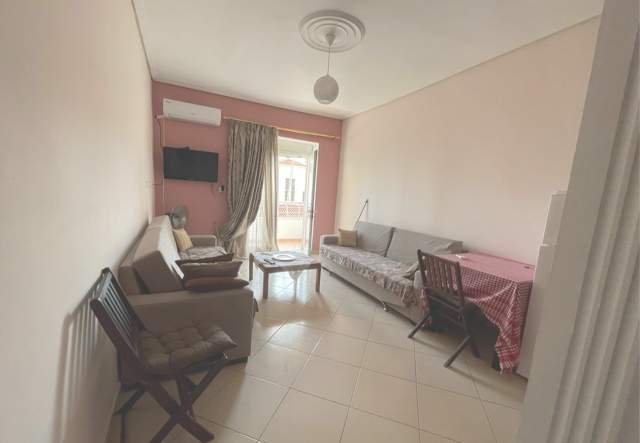 Shqiperi, jepet me qera apartament 450 Euro