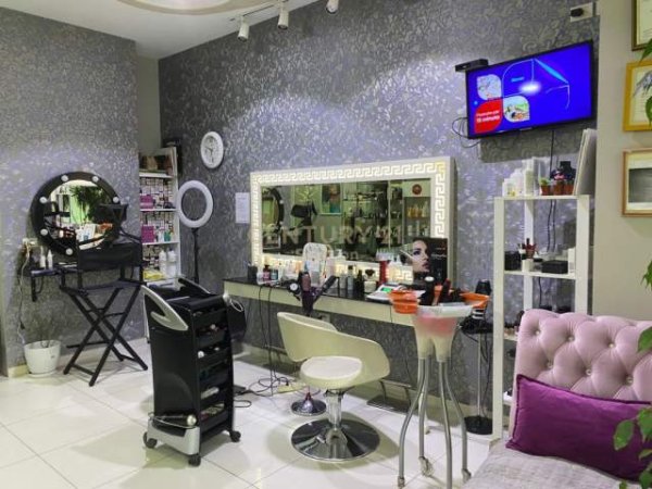 Tirane, shitet ambjent biznesi Kati 0, 51 m² 100.000 Euro (Don Bosco)