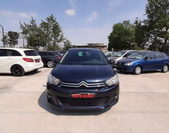 Tirane, shes makine Citroen C4 Viti 2011, 7.200 Euro