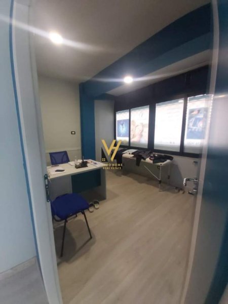 Tirane, shitet ambjent biznesi Kati 1, 115 m² 172.500 Euro (RRUGA E DURRESIT)