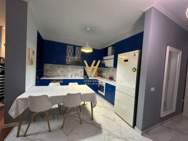 Tirane, jepet me qera apartament 2+1+BLK Kati 2, 102 m² 800 Euro (KODRA E DEILLIT)