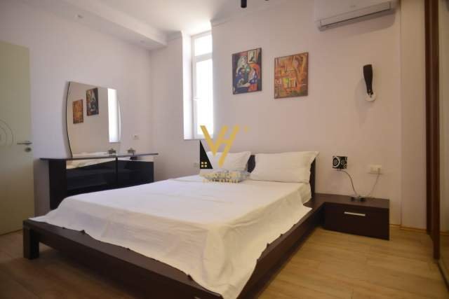 Tirane, jepet me qera apartament 2+1 Kati 9, 90 m² 850 Euro (RRUGA E KAVAJES)