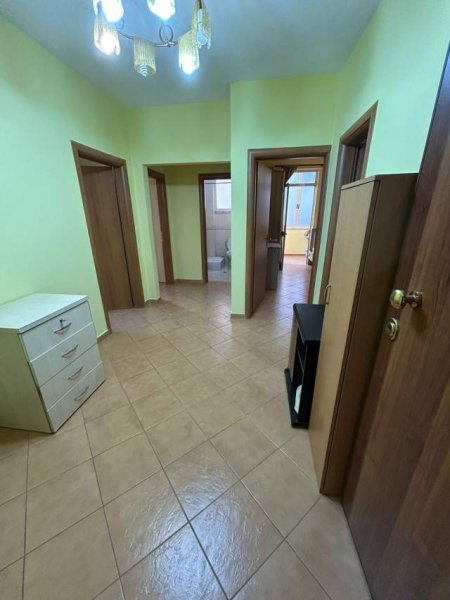 Tirane, shes apartament 3+1 Kati 3, 120 m² 188.000 Euro (Bill Klinton)