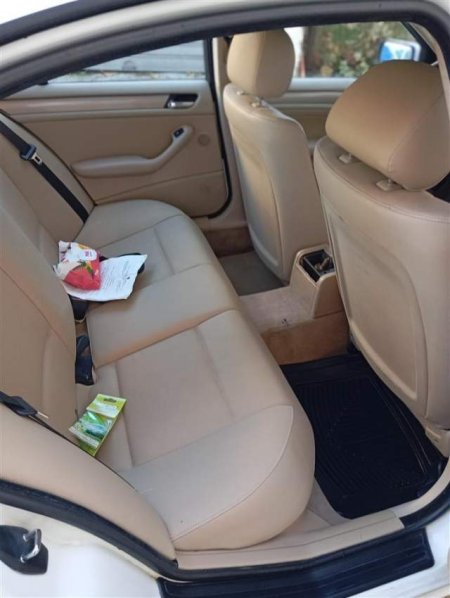 Berat, shes makine BMW 323I Viti 2000, 3.500 Euro