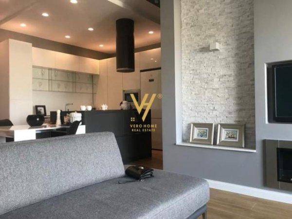 Tirane, jepet me qera apartament 2+1 Kati 1, 109 m² 900 Euro (KOPSHTI BOTANIK)