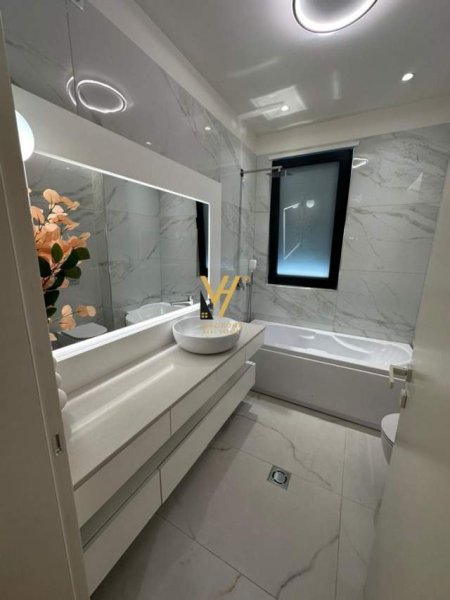 Tirane, jepet me qera apartament 2+1+BLK Kati 2, 132 m² 1.300 Euro (LIQENI I THATE)