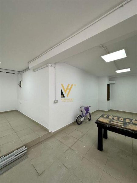Tirane, shitet ambjent biznesi Kati -1, 40 m² 50.000 Euro (RRUGA E ELBASANIT)