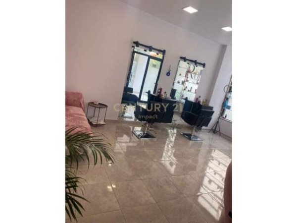 Tirane, shitet ambjent biznesi Kati 0, 55 m² 10.000 Euro (Astir, Unaza e Re)