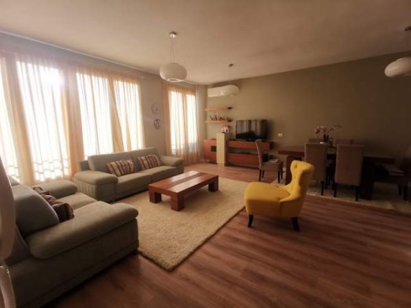 Tirane, jepet me qera apartament 3+1 Kati 3, 103 m² 650  (Kodra e Diellit)