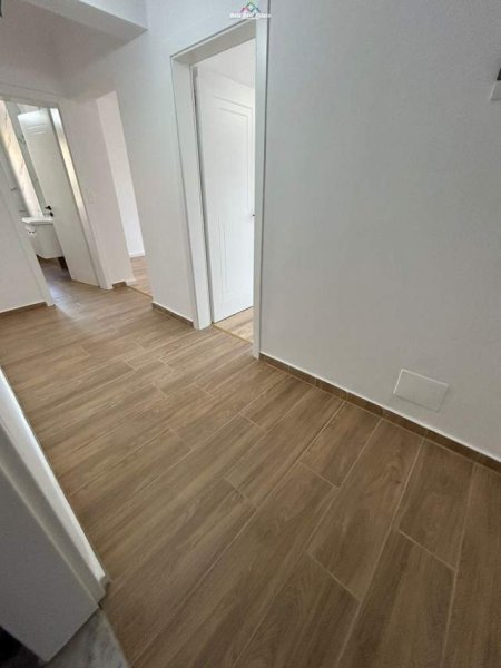 Tirane, shes apartament 2+1 Kati 4, 62 m² 88.000 Euro (Oxhaku)