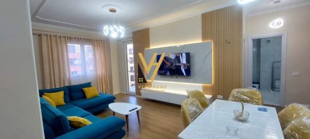 Tirane, jepet me qera apartament 2+1 Kati 6, 100 m² 600 Euro (YZBERISHT)