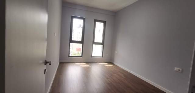 Tirane, jepet me qera apartament Kati 4, 102 m² 600