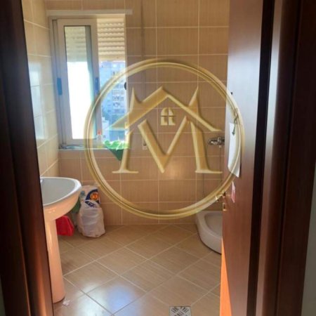 Tirane, jepet me qera apartament 2+1+BLK Kati 7, 107 m² 550 Euro (Jordan Misja)