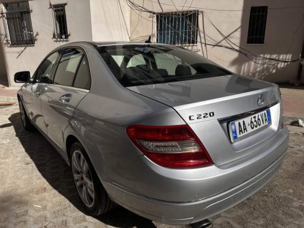 Tirane, shes makine Mercedes-Benz C Class Viti 2008, 6,900 Euro