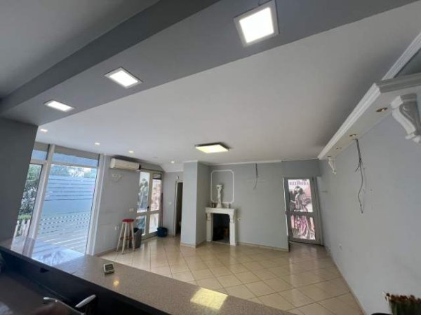 Tirane, shitet ambjent biznesi Kati 0, 67 m² 155.000 Euro (Pazari I Ri)