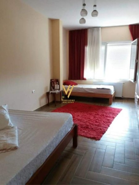 Tirane, jepet me qera Vile 2 Katshe Kati 0, 280 m² 2.500 Euro (SHKOZE)