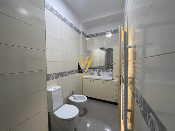 JEPET APARTAMENT 2+1+BLK ME QERA TE RRUGA E KOSOVAREVE 800 EURO