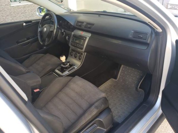 Fier, shitet makine Volkswagen Passat Viti 2006, 3.500 Euro