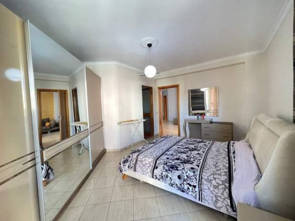 Tirane, shitet apartament 2+1+BLK Kati 3, 123 m² 90.000 Euro (Rruga Artin Basha)