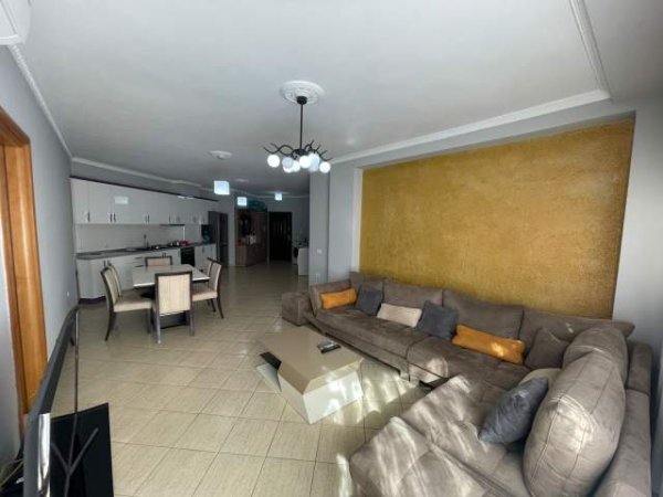 Tirane, shitet apartament 2+1+BLK Kati 3, 123 m² 90.000 Euro (Rruga Artin Basha)