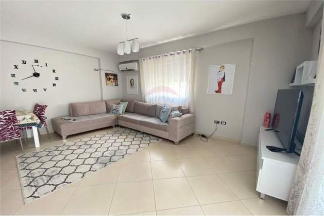 Vlore, shitet apartament 2+1+BLK Kati 3, 166 m² 112.000 Euro (Rruga Transballkanike)