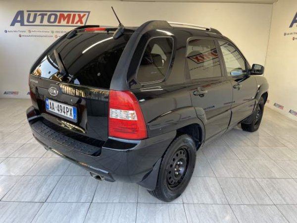 Tirane, shes xhip Kia sportage Viti 2004, 4.900 Euro