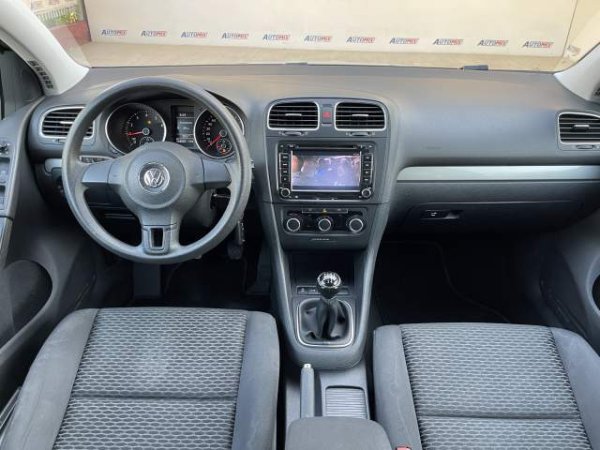 Tirane, shes makine Volkswagen golf 6 Viti 2011, 6.200 Euro