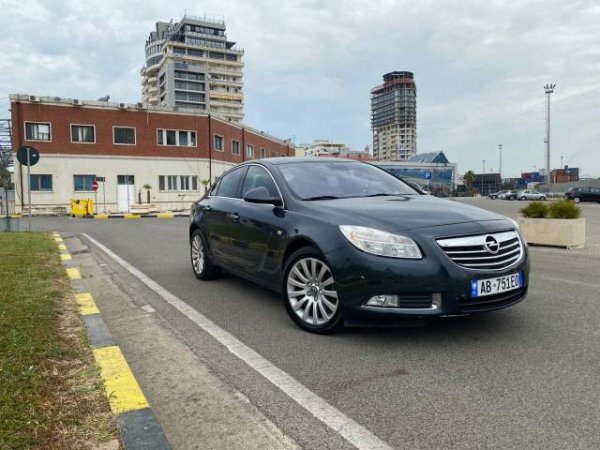 shes Opel OPEL INSIGNIA - 2.0 NAFTE - 2009