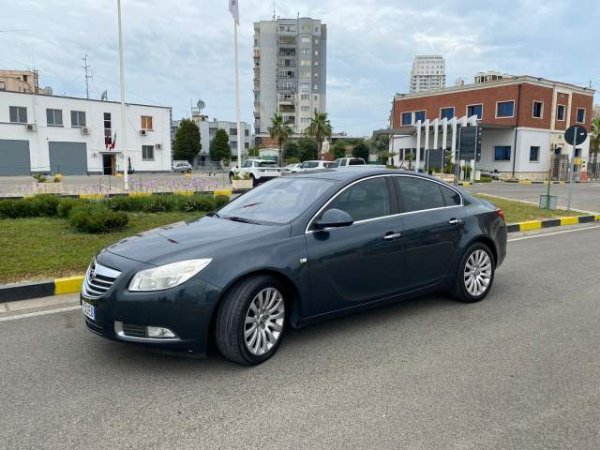 shes Opel OPEL INSIGNIA - 2.0 NAFTE - 2009