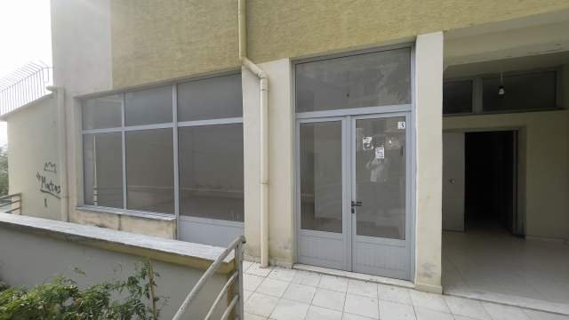 Tirane, shes dyqan Kati 0, 32 m² 24.500 Euro