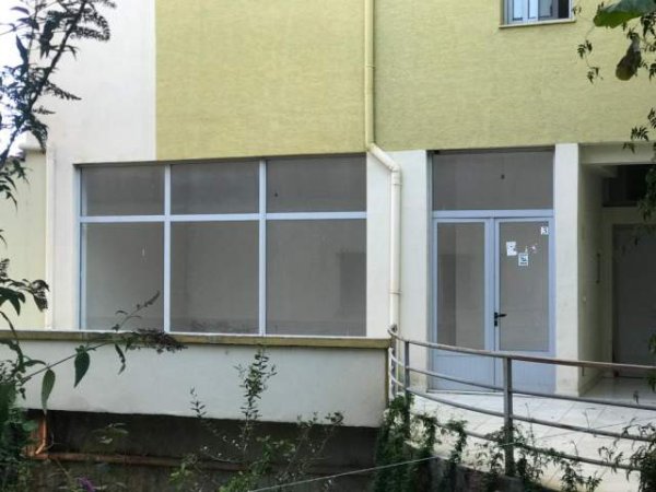 Tirane, shes dyqan Kati 0, 32 m² 24.500 Euro