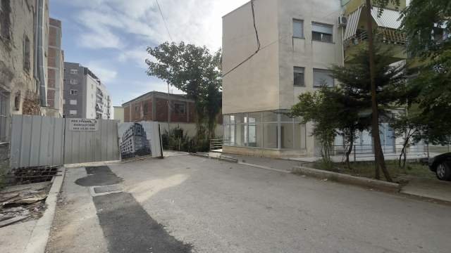 Tirane, shes dyqan Kati 0, 32 m² 24.500 Euro