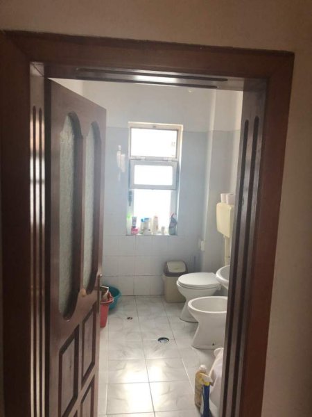 Tirane, shitet apartament 2+1+BLK Kati 5, 83 m² 83.000 Euro (Mine Peza)