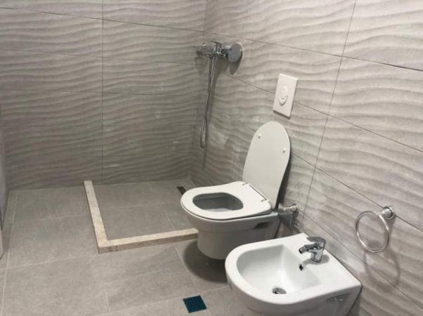 Tirane, jepet me qera apartament 1+1+BLK Kati 2, 76 m² 320 Euro (teodor keko)