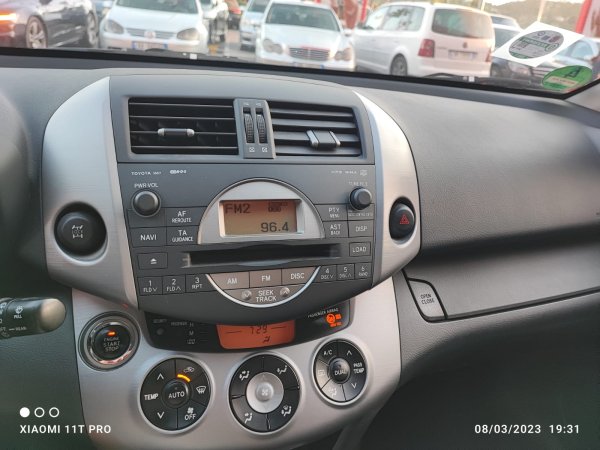 Toyota RAW 4 EXTRA FULL OPTION