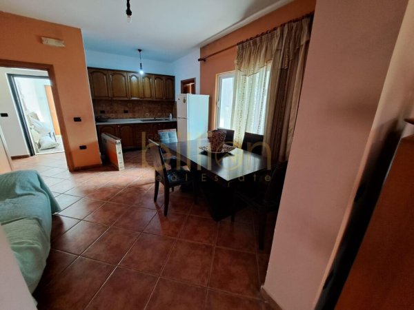 ALI DEM PRANE DREJTORISE SE POLICISE JEPET ME QERA 3+1, 650 €