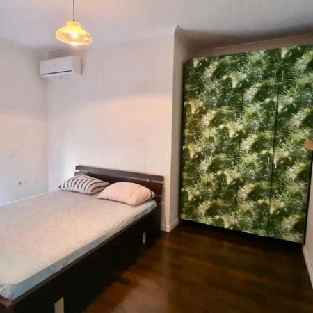 Tirane, shitet apartament Kati 7, 95.000 Euro (Astir)