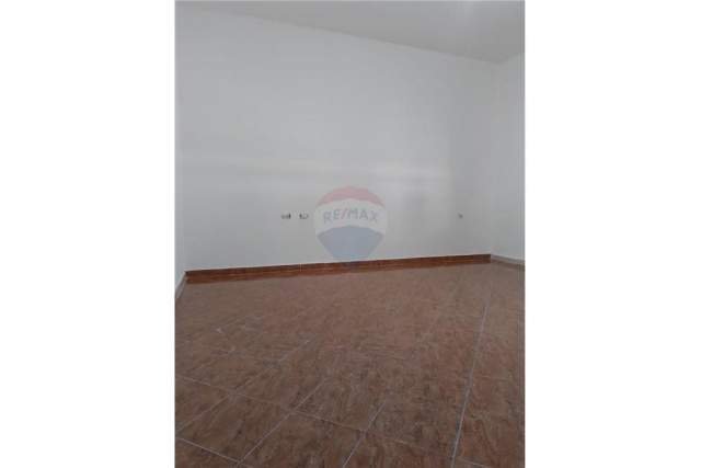 Vlore, shitet apartament 2+1+BLK Kati 2, 94 m² 50.000 Euro (Rruga Perlat Rexhepi)