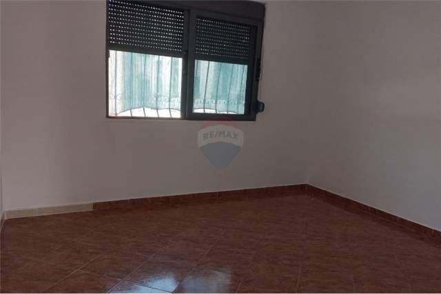 Vlore, shitet apartament 2+1+BLK Kati 2, 94 m² 50.000 Euro (Rruga Perlat Rexhepi)