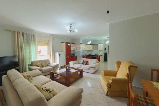 Vlore, shitet apartament 2+1+BLK Kati 8, 100 m² 50.000 Euro (Vlora)