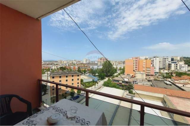 Vlore, shitet apartament 2+1+BLK Kati 8, 100 m² 50.000 Euro (Vlora)