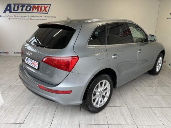 Tirane, shes xhip Audi Q5 Viti 2012, 15.500 Euro
