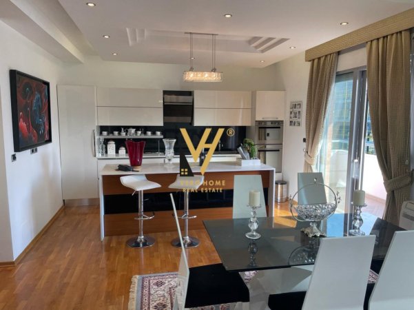JEPET APARTAMENT 2+1+2+BALLKONE ME QERA TE LIBRI UNIVERSITAR ,BLLOK 2.000 EURO