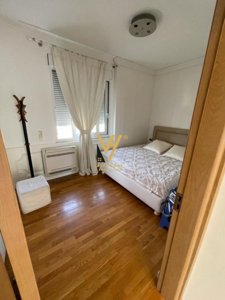 JEPET APARTAMENT 2+1+2+BALLKONE ME QERA TE LIBRI UNIVERSITAR ,BLLOK 2.000 EURO