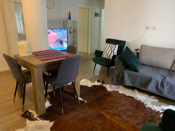 SHITEN 2 APARTAMENTE PRANE 21 DHJETORIT 230.000 euro (2+1 dhe 1+1)