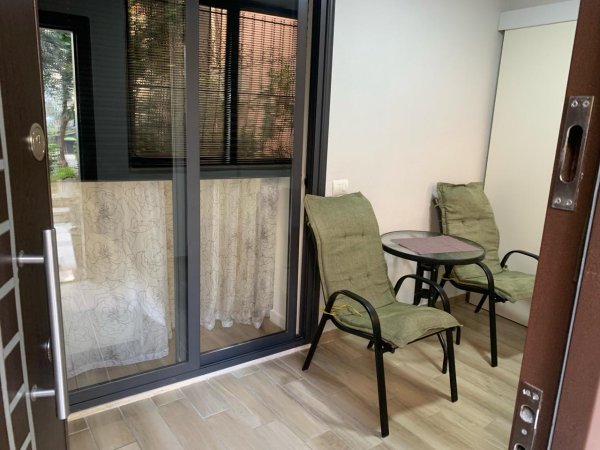SHITEN 2 APARTAMENTE PRANE 21 DHJETORIT 230.000 euro (2+1 dhe 1+1)