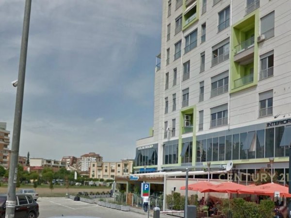 Shitet,Njesi Biznesi,Stadiumi Dinamo,Tirane Neom87617